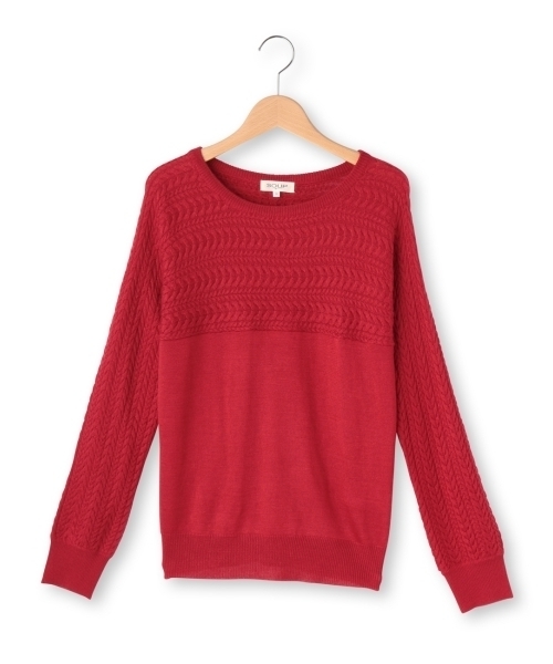 SOUP（スープ）の「ケーブル編み切り替えクルーネックニット（ニット/セーター・レディース・ホワイト/レッド/グレー/ブルー/ブラック・9/11）」の5枚目の写真