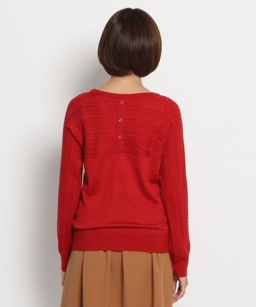 SOUP（スープ）の「ケーブル編み切り替えクルーネックニット（ニット/セーター・レディース・ホワイト/レッド/グレー/ブルー/ブラック・9/11）」の9枚目の写真