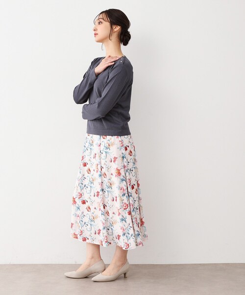 LAURA ASHLEY(ローラアシュレイ)の「【洗える/同柄アイテムあり】ローザリンド柄シフォンスカート(スカート・レディース・ホワイト系1/ネイビー系・38/40)」の11枚目の写真