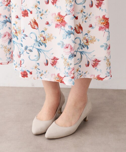 LAURA ASHLEY(ローラアシュレイ)の「【洗える/同柄アイテムあり】ローザリンド柄シフォンスカート(スカート・レディース・ホワイト系1/ネイビー系・38/40)」の3枚目の写真