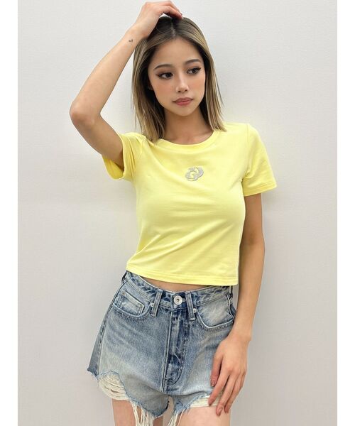 GYDA(ジェイダ)の「GLITTER GD Tシャツ(Tシャツ/カットソー・レディース・ピンク/ライトイエロー/オフホワイト/ブラック・FREE)」の5枚目の写真