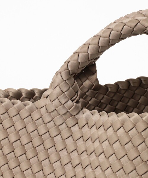 Demi-Luxe BEAMS(デミルクス ビームス)の「NAGHEDI / イントレチャート トートバッグ M(トートバッグ・レディース・ブラック/ベージュ・ONE SIZE)」の16枚目の写真