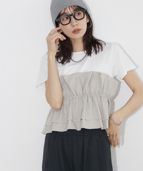 Auntie Rosa Holiday(アンティローザホリデー)の「ビスチェレイヤードTEE(Tシャツ/カットソー・レディース・ブラック/グレイッシュベージュ・FREE)」の2枚目の写真