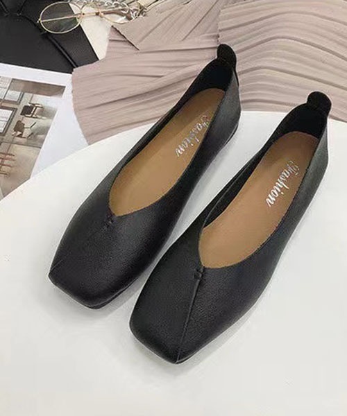 gossip!ロサンゼルス(ゴシップロサンゼルス)の「レトロ スクエアトゥ V カット グランマシューズ ソフトソール スリッポン フラットパンプス 通勤用 万能コーデ(パンプス・レディース・ブラック/オフホワイト/ブラウン・38/36/37)」の17枚目の写真