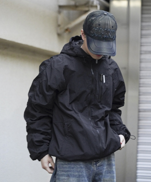 NOMANUAL(NOMANUAL)の「NOMANUAL/ノーマニュアル SAIL WIND SHELL(その他アウター・メンズ・グレー/ブラック・MEDIUM/LARGE)」の6枚目の写真