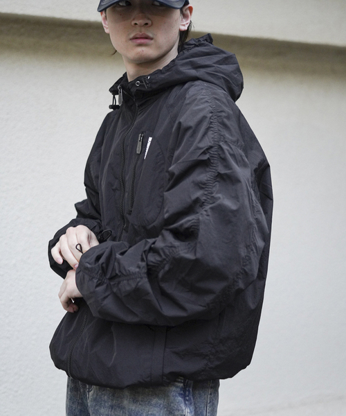 NOMANUAL(NOMANUAL)の「NOMANUAL/ノーマニュアル SAIL WIND SHELL(その他アウター・メンズ・グレー/ブラック・MEDIUM/LARGE)」の8枚目の写真