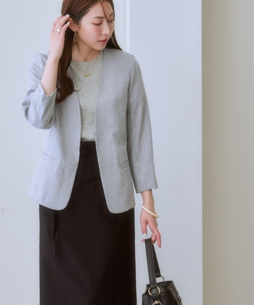 7days Life Styling（セブンデイズライフスタイリング）の「【品番振替】洗える麻調合繊７分袖ストレッチノーカラージャケット（接触冷感・防しわ・ストレッチ・UVカット）（ノーカラージャケット・レディース・ネイビー系/ライトグレー系/ベージュ系・S/M/L/LL/3L）」の6枚目の写真