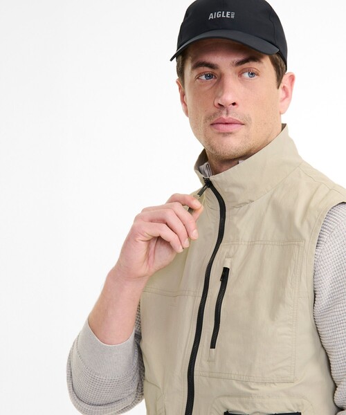 AIGLE（エーグル）の「撥水マルチポケット ナイロンジレベスト（その他アウター・メンズ・ブラック/ベージュ・S/M）」の11枚目の写真