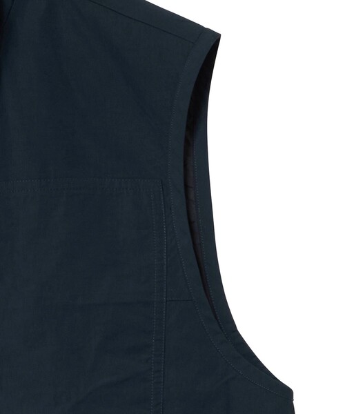 AIGLE（エーグル）の「撥水マルチポケット ナイロンジレベスト（その他アウター・メンズ・ブラック/ベージュ・S/M）」の18枚目の写真