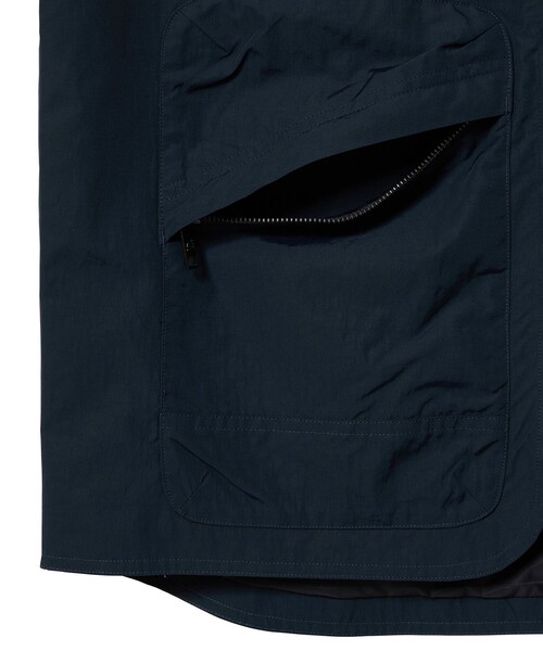 AIGLE（エーグル）の「撥水マルチポケット ナイロンジレベスト（その他アウター・メンズ・ブラック/ベージュ・S/M）」の20枚目の写真