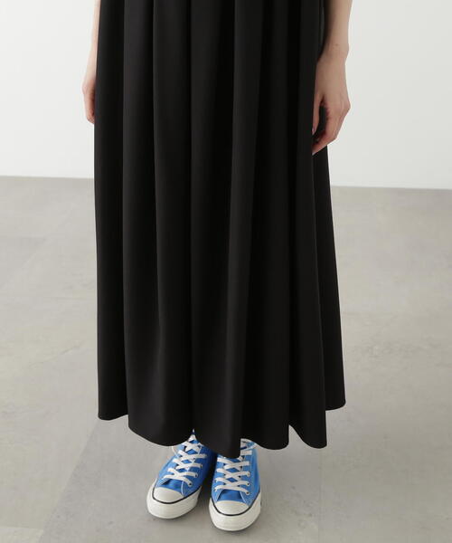 N.（N. Natural Beauty Basic）（エヌエヌナチュラルビューティーベーシック）の「ラッフルショルダーワンピース（ワンピース・レディース・ブラック/ベージュ/ブルー系その他・MEDIUM）」の6枚目の写真