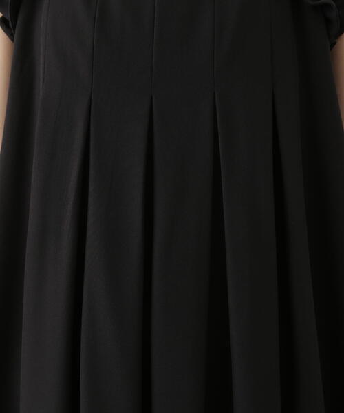 N.（N. Natural Beauty Basic）（エヌエヌナチュラルビューティーベーシック）の「ラッフルショルダーワンピース（ワンピース・レディース・ブラック/ベージュ/ブルー系その他・MEDIUM）」の7枚目の写真