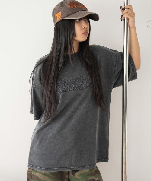 WEGO(ウィゴー)の「WEGO/ヴィンテージウォッシュグラフィックビッグT(Tシャツ/カットソー・レディース・スミクロ/その他1/ピンク・FREE)」の2枚目の写真