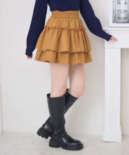 ems excite(エムズエキサイト)の「【新色追加】ギャザー2段フレアミニSK(スカート・レディース・ブラック/ベージュ/オフホワイト/ブルー/ブラウン系その他・FREE)」の3枚目の写真