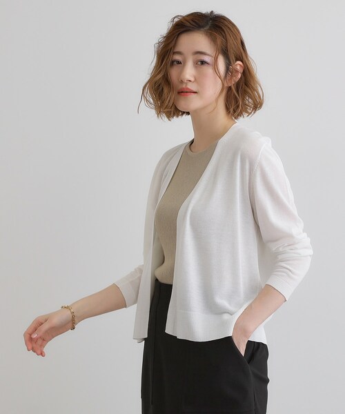 grove（グローブ）の「【接触冷感/UVカットetc】夏に嬉しい機能付き！ベーシックショートカーディガン（カーディガン/ボレロ・レディース・ナチュラル/ダークブラウン/ライトグレー/ブラック/オフホワイト・01/02/03/04/05）」の9枚目の写真