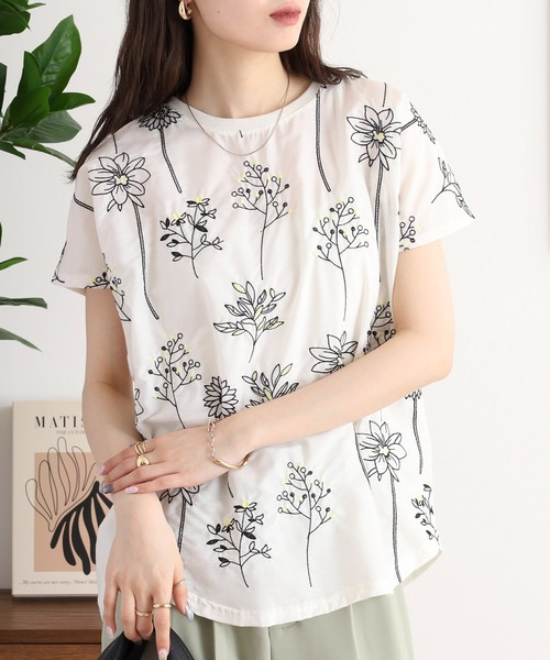 Quelle Chance（ケルシャンス）の「前身布帛刺しゅう切替プルオーバー（Tシャツ/カットソー・レディース・ネイビー系/ホワイト系/ホワイト/ネイビー・M）」の17枚目の写真