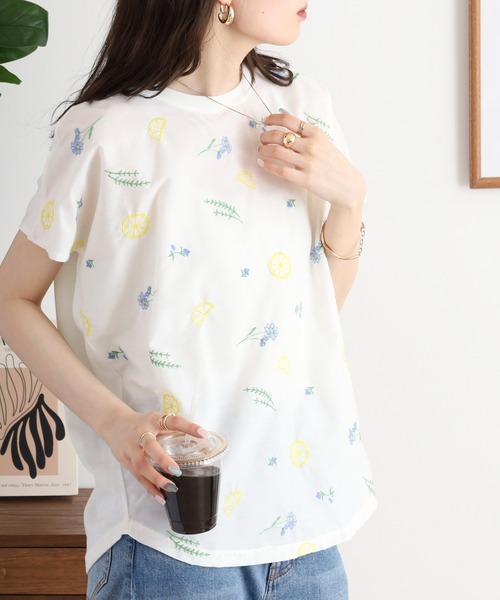 Quelle Chance（ケルシャンス）の「前身布帛刺しゅう切替プルオーバー（Tシャツ/カットソー・レディース・ネイビー系/ホワイト系/ホワイト/ネイビー・M）」の15枚目の写真