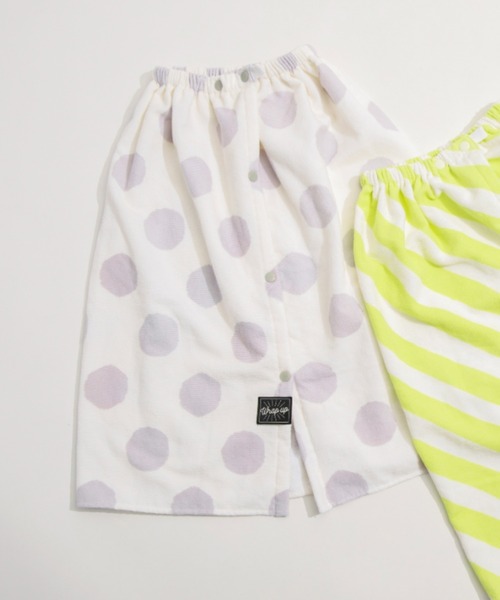 BRANSHES（ブランシェス）の「ラップタオル（スイムグッズ・キッズ・イエロー/アイボリー・FREE）」の2枚目の写真