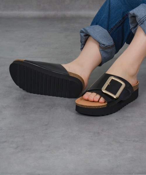 PLAKTON（プラクトン）の「【PLAKTON/プラクトン】ビッグバックル サンダル フラットサンダル（サンダル・レディース・ブラック・37/38/36）」の6枚目の写真
