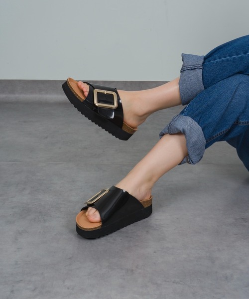 PLAKTON（プラクトン）の「【PLAKTON/プラクトン】ビッグバックル サンダル フラットサンダル（サンダル・レディース・ブラック・37/38/36）」の8枚目の写真