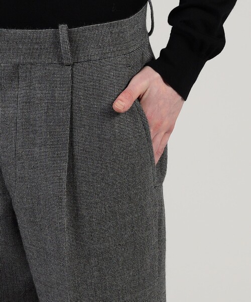 MAATEE&SONS(マーティーアンドサンズ)の「MAATEE&SONS アルパカウールシルク 1Pスラックス(その他パンツ・メンズ・グレー系その他2・2/3)」の8枚目の写真