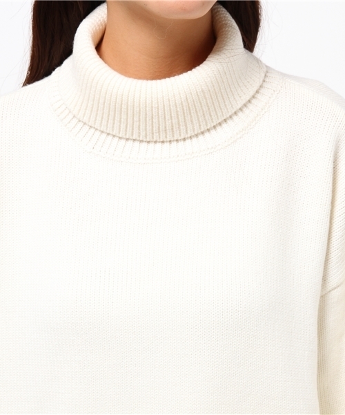 allureville（アルアバイル）の「ハイネックストレッチプルオーバー（ニット/セーター・レディース・ホワイト/グレー/ネイビー/キャメル・FREE）」の8枚目の写真
