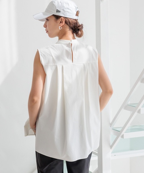 HEREIAM（ヘレイアム）の「【HEREIAM】接触冷感&イージーケア/COOLマテリアルノースリーブ（シャツ/ブラウス・レディース・ベージュ/ブラック/オフホワイト・FREE）」の8枚目の写真