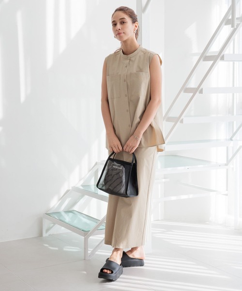 HEREIAM（ヘレイアム）の「【HEREIAM】接触冷感&イージーケア/COOLマテリアルノースリーブ（シャツ/ブラウス・レディース・ベージュ/ブラック/オフホワイト・FREE）」の13枚目の写真