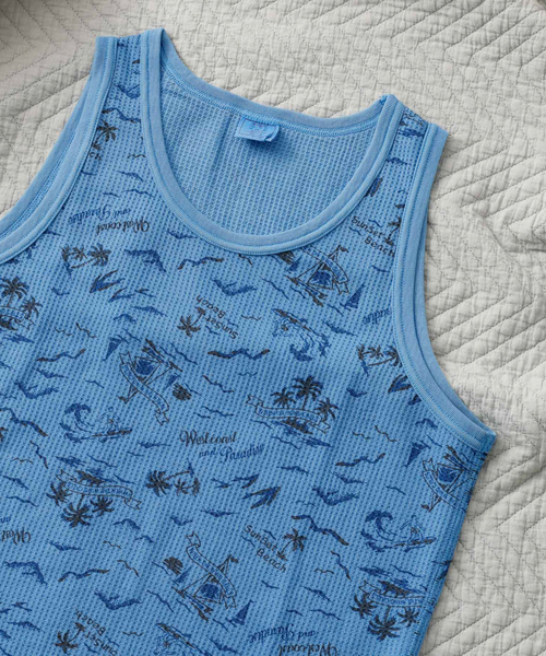 ABAHOUSE(アバハウス)の「【JEMORGAN LONG JOHNS/ジェーイーモーガンロングジョーンズ】オーバーダイ ワッフル総柄プリントタンクトップJE786-22S/オーバーダイ/柄/デザイン/ワッフル【WEB限定】(タンクトップ・メンズ・グレー/ブルー/マスタード・M/L/XL)」の6枚目の写真
