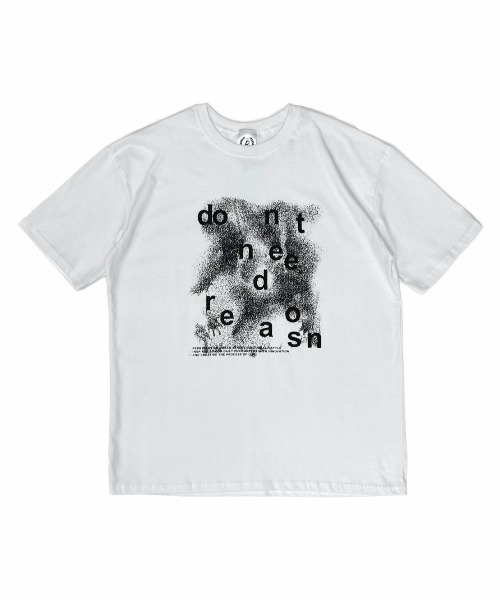 Chikashitsu +（チカシツプラス）の「【Chikashitsu +】gradation logo graphic t-shirt / 【チカシツプラス】グラデーショングラフィックロゴプリント半袖Tシャツ（Tシャツ/カットソー・メンズ・ブラック/ホワイト/チャコール・ONE SIZE）」の8枚目の写真