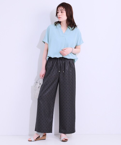 SHOO・LA・RUE（シューラルー）の「【洗える/S-LL/プチプラ】さらっとすっきりきれい見え スキッパーブラウス（シャツ/ブラウス・レディース・ライトオレンジ系/サックスブルー/ネイビー/ホワイト・01/04/02/03）」の15枚目の写真