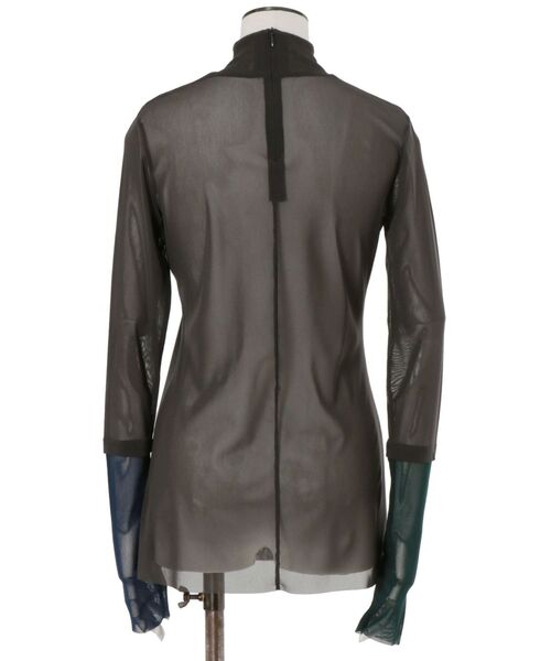 UN3D.（アンスリード）の「HALF BI-COLOR SLEEVE TULLE TOP / ハーフバイカラースリーブチュールトップ（Tシャツ/カットソー・レディース・グレー/ブラック・FREE）」の8枚目の写真