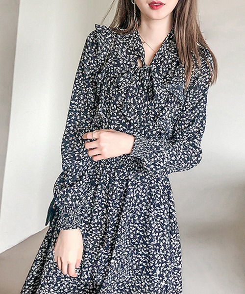 セール】ロングフレアワンピース 花柄 長袖（ワンピース）｜shoppinggo