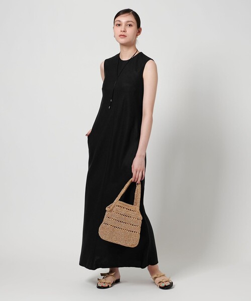 BEAUTY&YOUTH UNITED ARROWS（ビューティーアンドユースユナイテッドアローズ）の「麻ブレンド バイアス フレアワンピース（ワンピース・レディース・ネイビー/ベージュ・S/M）」の2枚目の写真