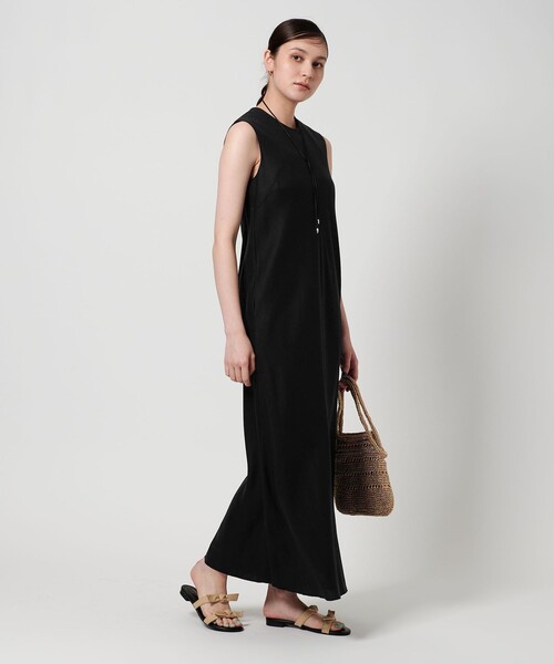 BEAUTY&YOUTH UNITED ARROWS（ビューティーアンドユースユナイテッドアローズ）の「麻ブレンド バイアス フレアワンピース（ワンピース・レディース・ネイビー/ベージュ・S/M）」の11枚目の写真