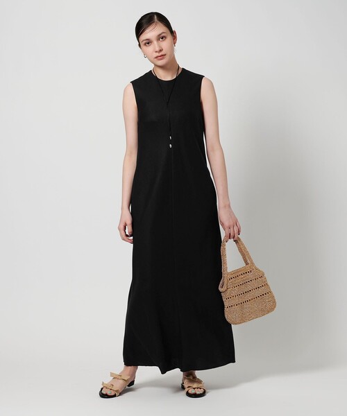BEAUTY&YOUTH UNITED ARROWS（ビューティーアンドユースユナイテッドアローズ）の「麻ブレンド バイアス フレアワンピース（ワンピース・レディース・ネイビー/ベージュ・S/M）」の3枚目の写真