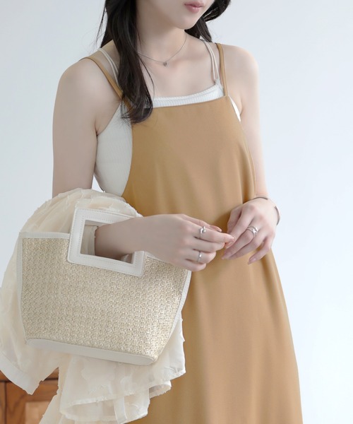 SUNFLOWER EIGHT(サンフラワーエイト)の「バックスリットキャミワンピ(ワンピース・レディース・ブラック/アイボリー/ブラウン/ベージュ・L/M/S)」の20枚目の写真