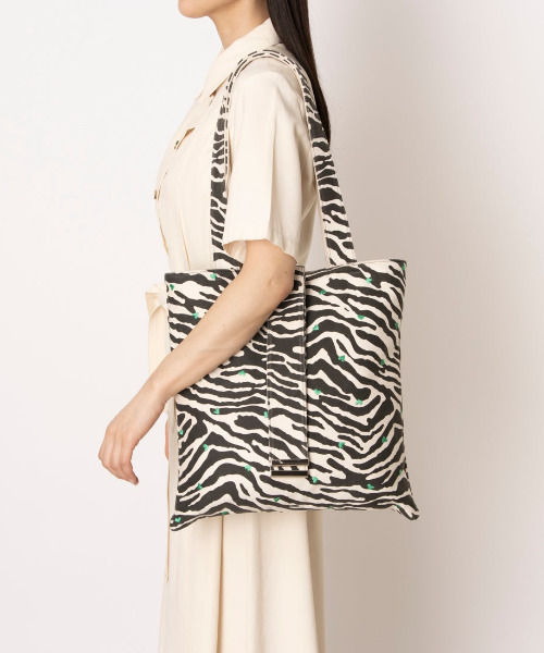 カカトゥ kakatoo / ハートエンブロイダリートート