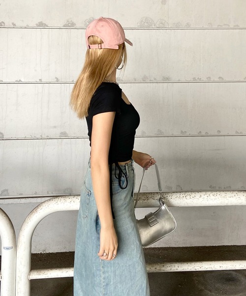 non-hedge(ノンヘッジ)の「カットワークワンショルダーショート丈トップス(Tシャツ/カットソー・レディース・オフホワイト/グレー/ブラック・FREE)」の11枚目の写真