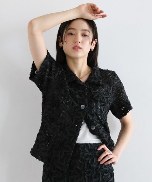 RAGEBLUE（レイジブルー）の「〈セットアップ対応〉アソートコンパクトスリムシャツ（シャツ/ブラウス・レディース・ブラック/ベージュ・FREE）」の2枚目の写真