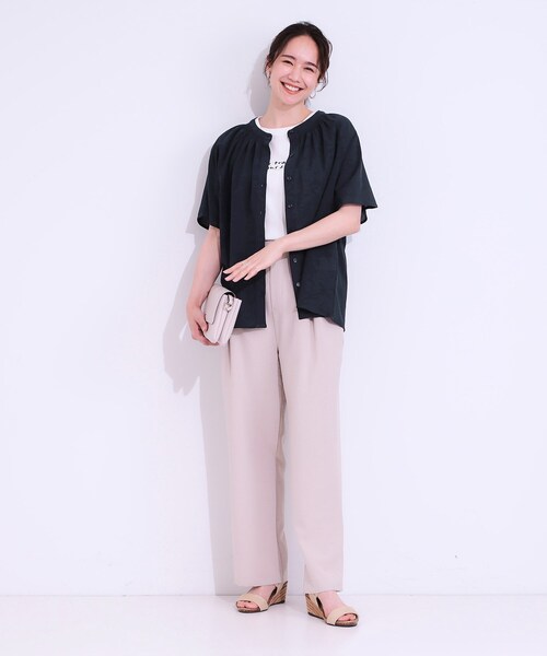 SHOO・LA・RUE(シューラルー)の「◆体型カバーも叶う 大人上品なコットンボイルブラウス(シャツ/ブラウス・レディース・オフホワイト/ネイビー/グリーン系・01/04/03/02)」の14枚目の写真