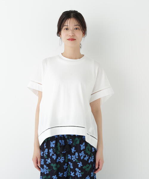 human woman(ヒューマンウーマン)の「◆布帛ドッキング半袖プルオーバー(Tシャツ/カットソー・レディース・ホワイト/ネイビー/ブルー・MEDIUM)」の6枚目の写真