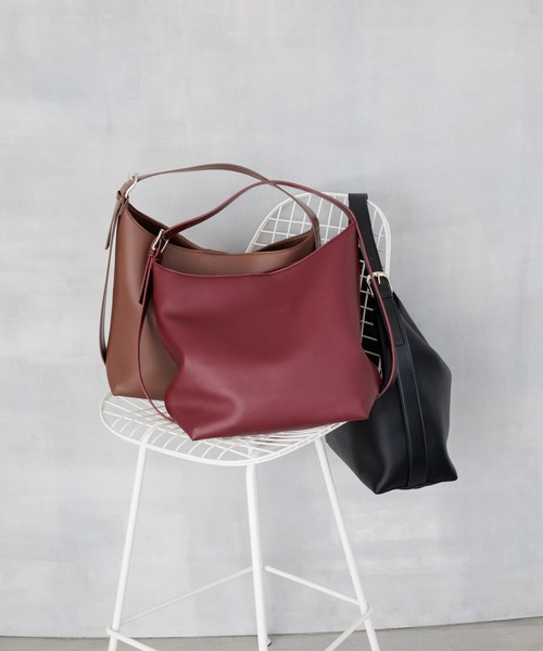 HEREIAM（ヘレイアム）の「【HEREIAM】ワンハンドルトートBAG（トートバッグ・レディース・ブラック/バーガンディー/ダークブラウン・FREE）」の21枚目の写真