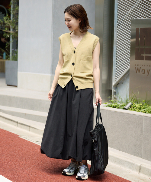 美品【SLOBE IENA】NPタフタダウンベスト SLOBE IENA P/NPタフタダウンベスト