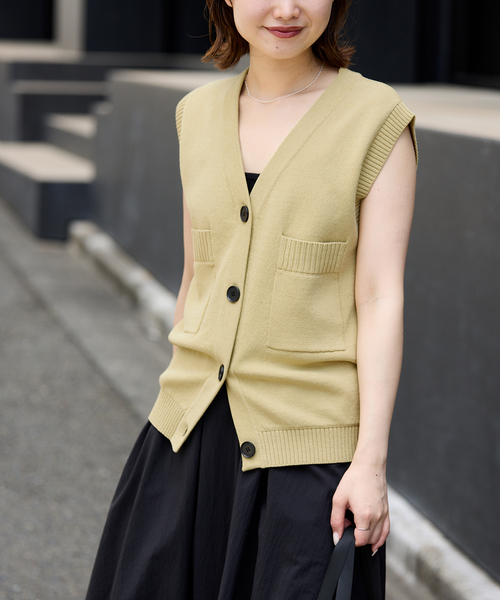 美品【SLOBE IENA】NPタフタダウンベスト SLOBE IENA P/NPタフタダウンベスト