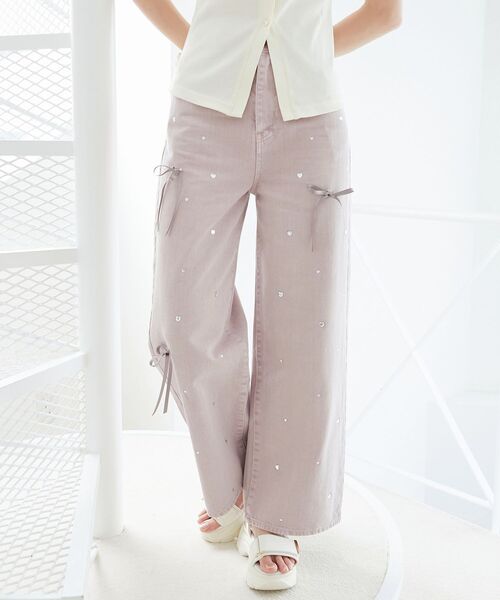 MAJESTIC LEGON(マジェスティックレゴン)の「トキメキデニム(デニムパンツ・レディース・サックスブルー/ピンク・SMALL/MEDIUM/LARGE)」の1枚目の写真