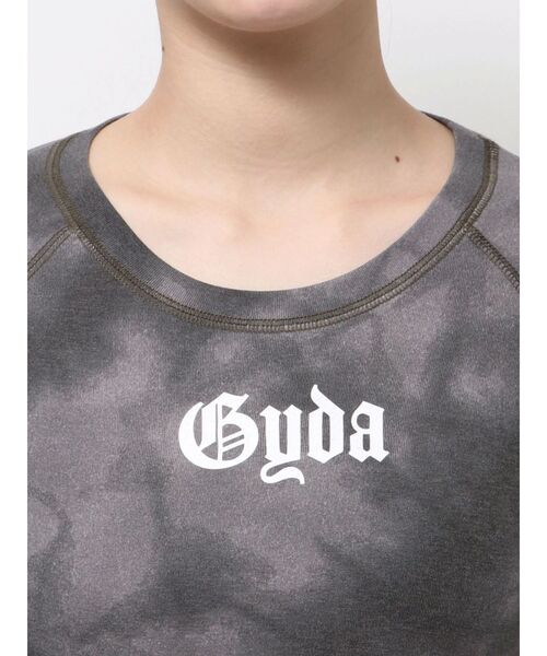 GYDA(ジェイダ)の「GYDA processing like shortトップス(Tシャツ/カットソー・レディース・ブラウン/レッド/ブラック・FREE)」の12枚目の写真