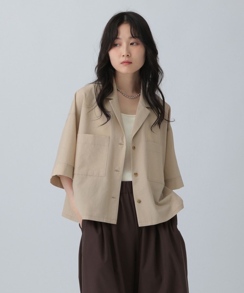 LEPSIM(レプシィム)の「オープンカラーショートシャツ2 573137(シャツ/ブラウス・レディース・カーキ/ブラック/ベージュ・FREE)」の1枚目の写真