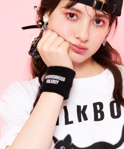 MILKBOY(ミルクボーイ)の「NEIGHBORHOOD x MILKBOY リストバンド(バングル/リストバンド・メンズ・A・FREE)」の2枚目の写真