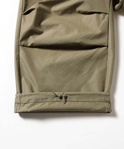 BEAMS PLUS（ビームスプラス）の「コットン ナイロン オックスフォード ミリタリー 6ポケット オーバーパンツ（その他パンツ・メンズ・ネイビー/オリーブ・L/M）」の18枚目の写真